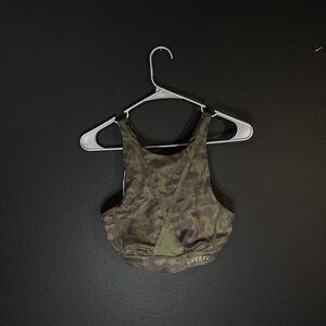 Kels Kiel Camo Chestee